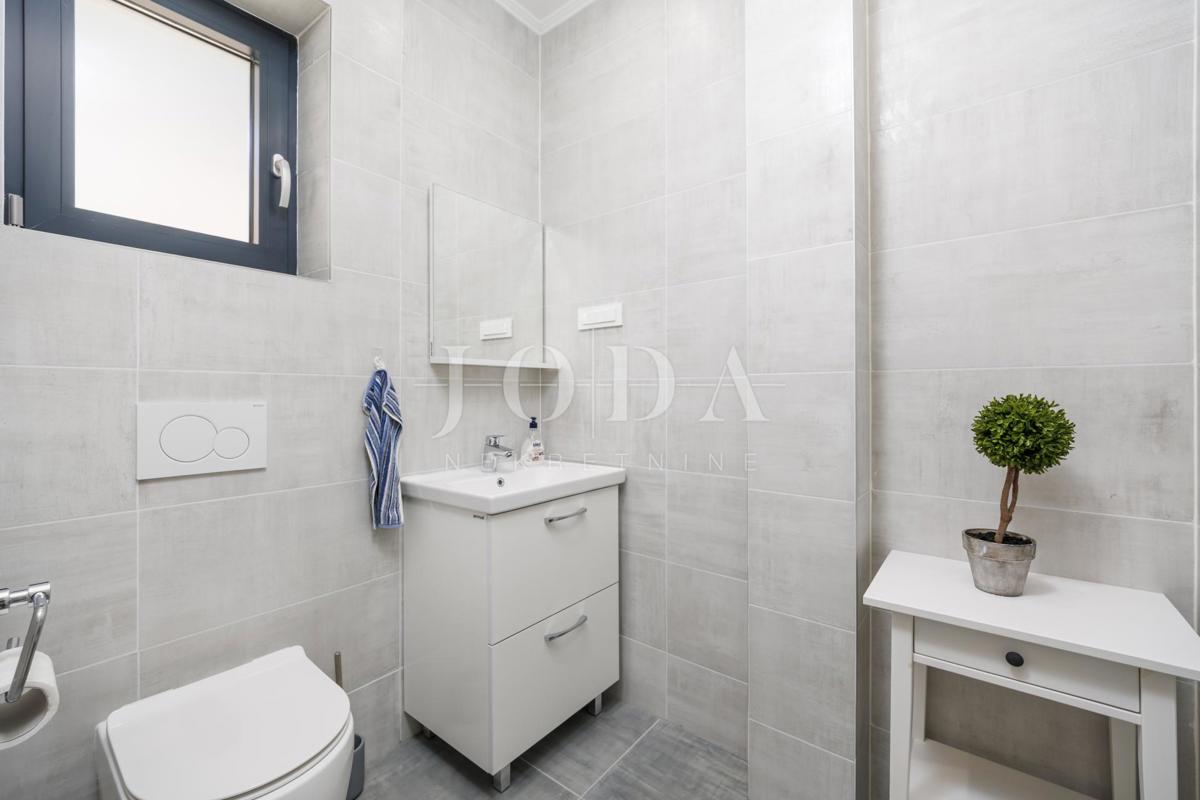 Jadranovo casa moderna vicino al mare