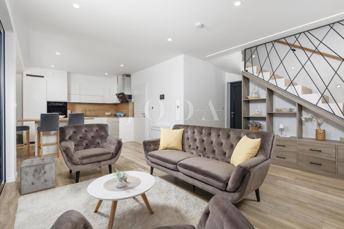 Jadranovo casa moderna vicino al mare