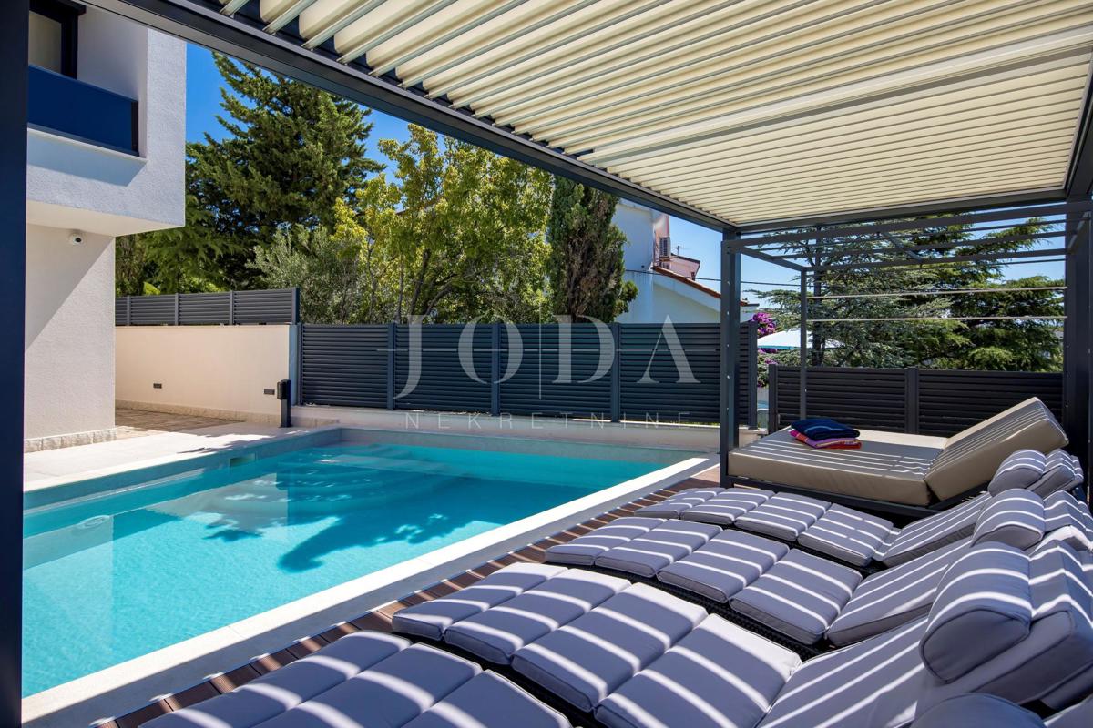 Jadranovo casa moderna vicino al mare