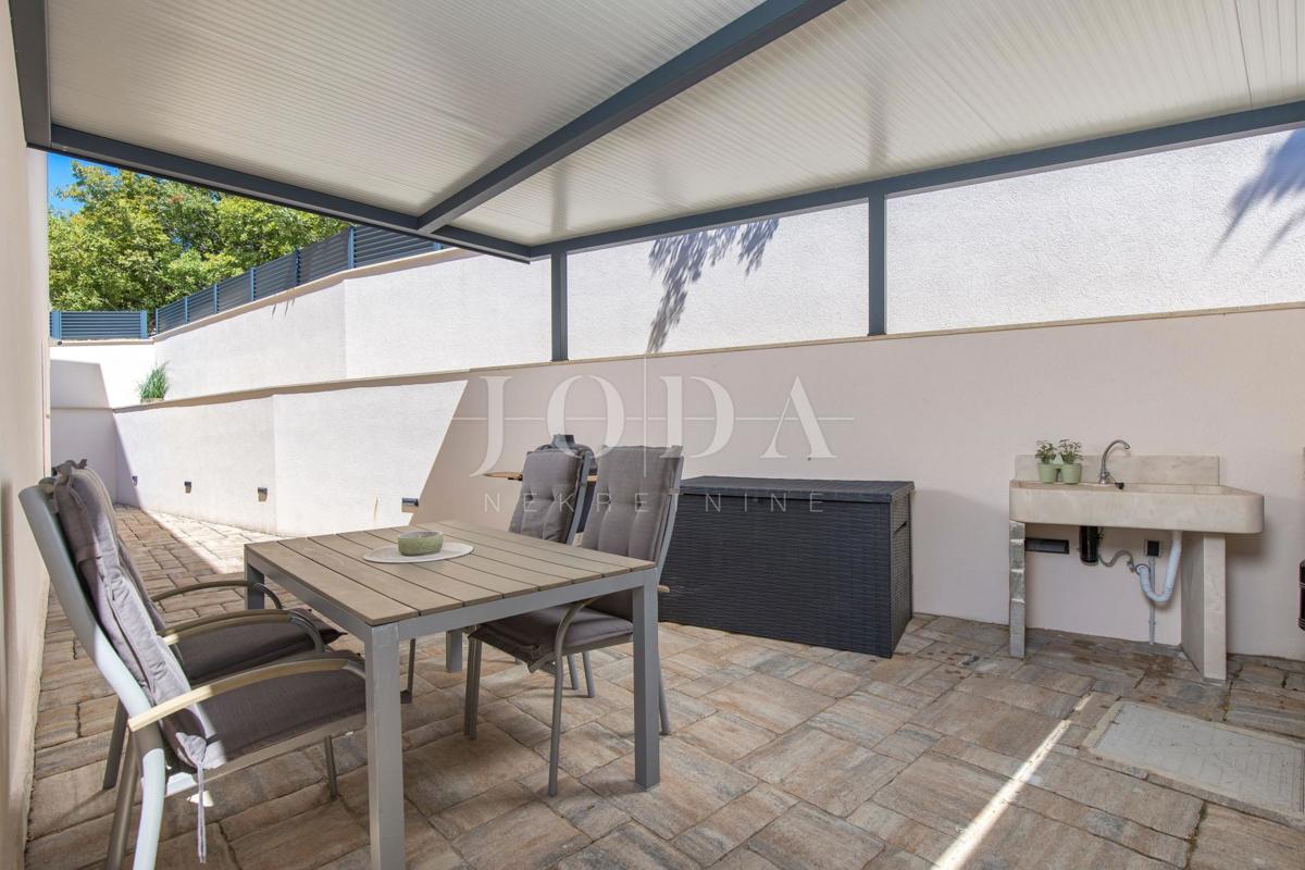 Jadranovo casa moderna vicino al mare