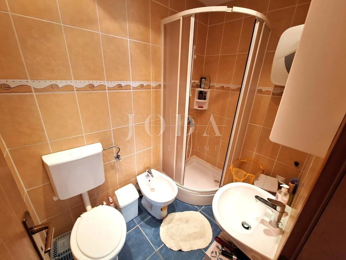 Casa vicino al mare con due appartamenti - Punat