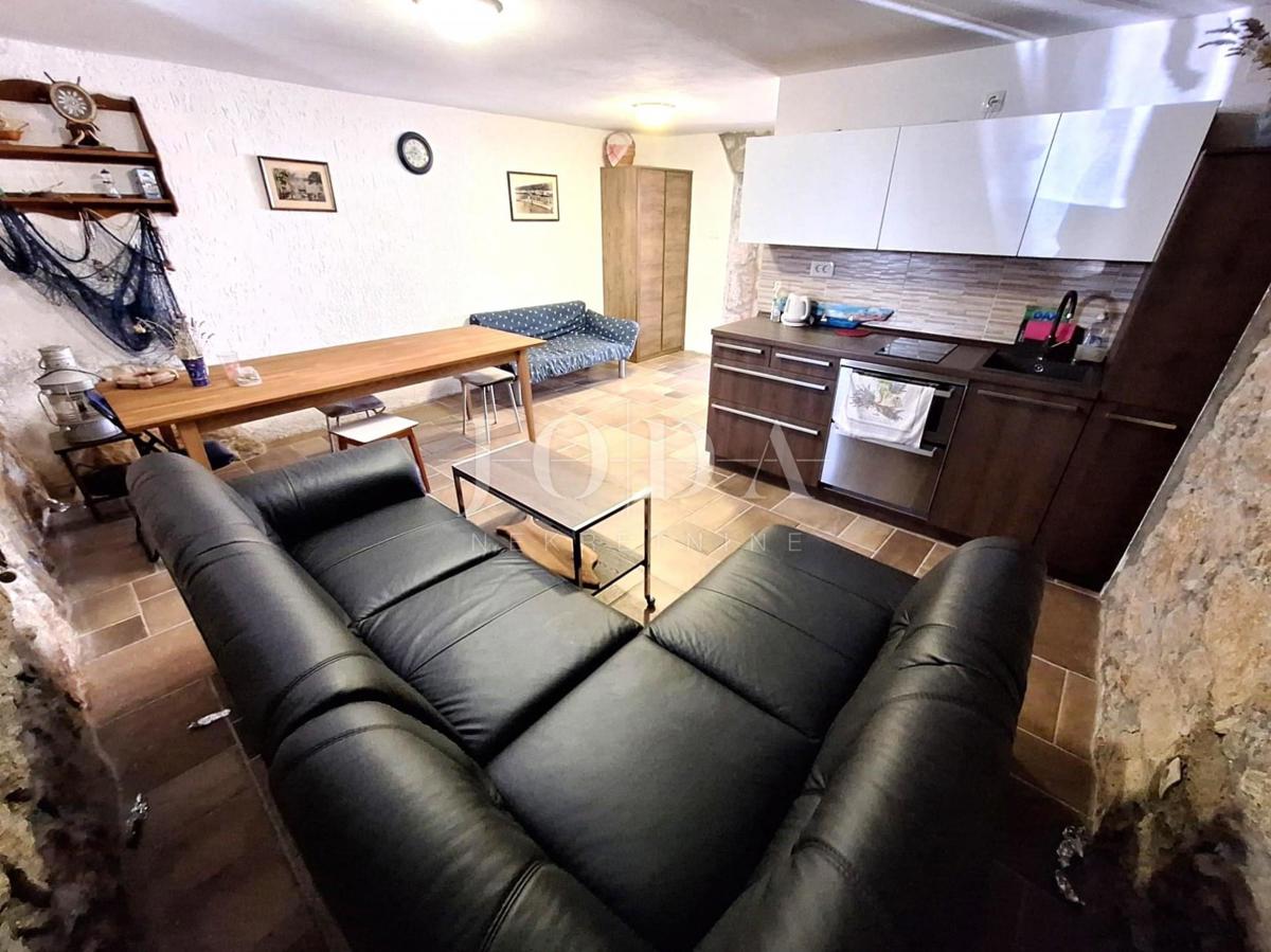 Casa vicino al mare con due appartamenti - Punat