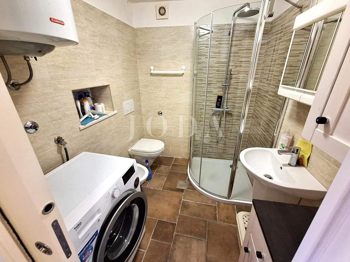 Casa vicino al mare con due appartamenti - Punat