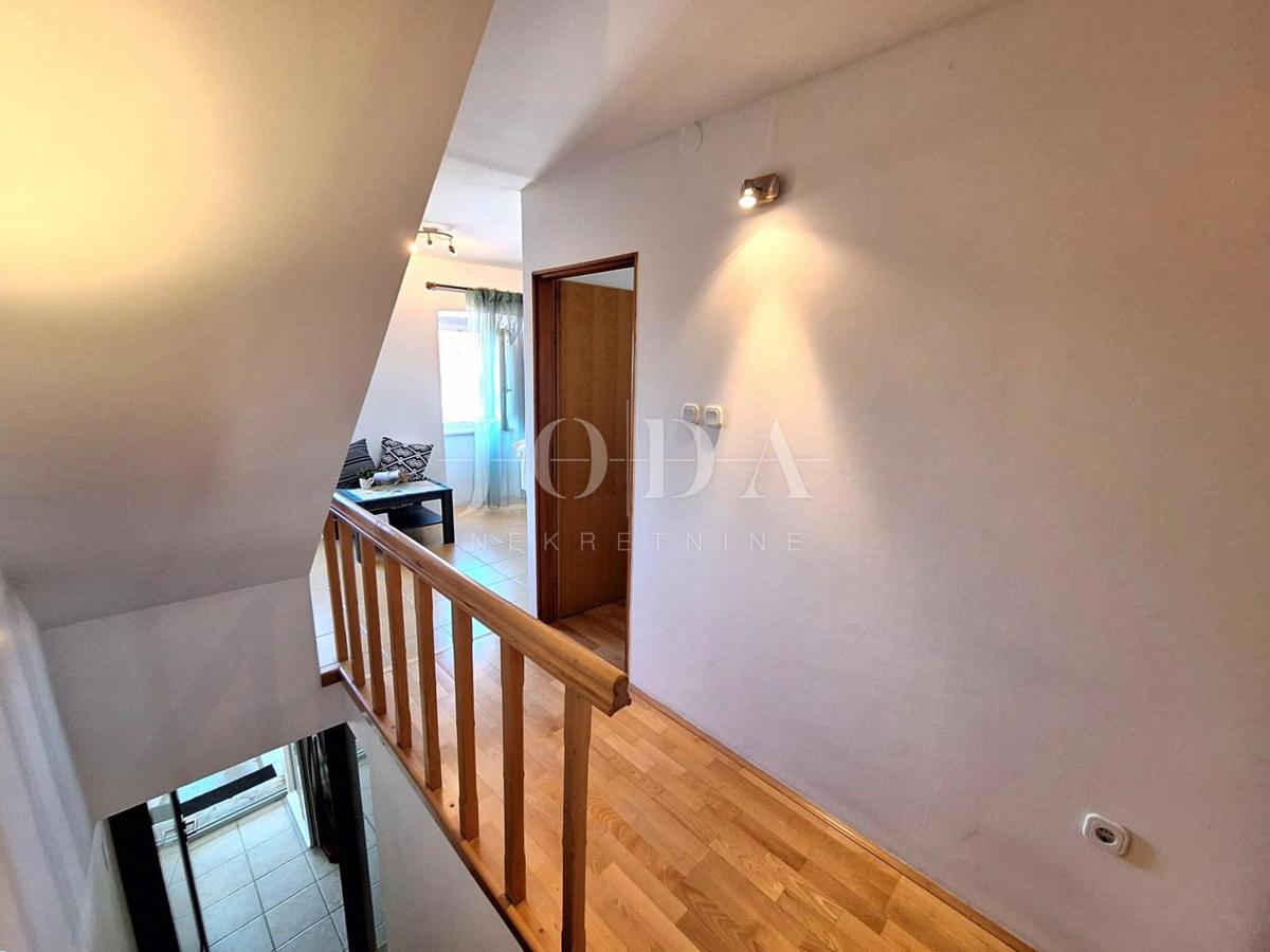 Casa vicino al mare con due appartamenti - Punat