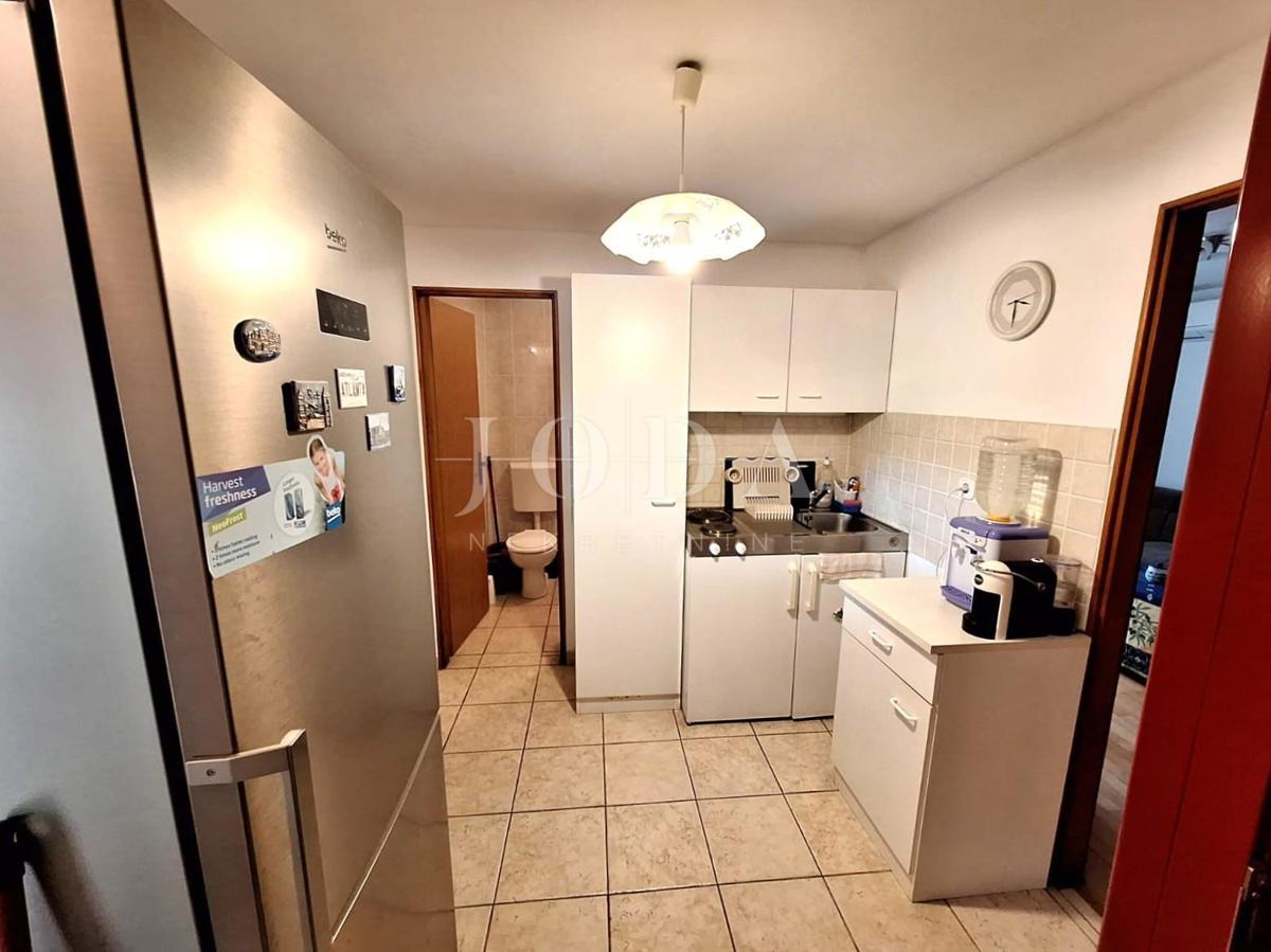 Casa vicino al mare con due appartamenti - Punat