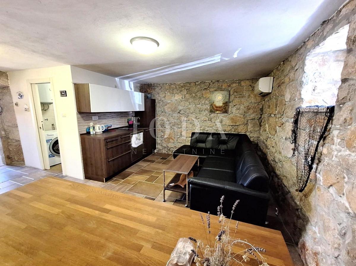 Casa vicino al mare con due appartamenti - Punat