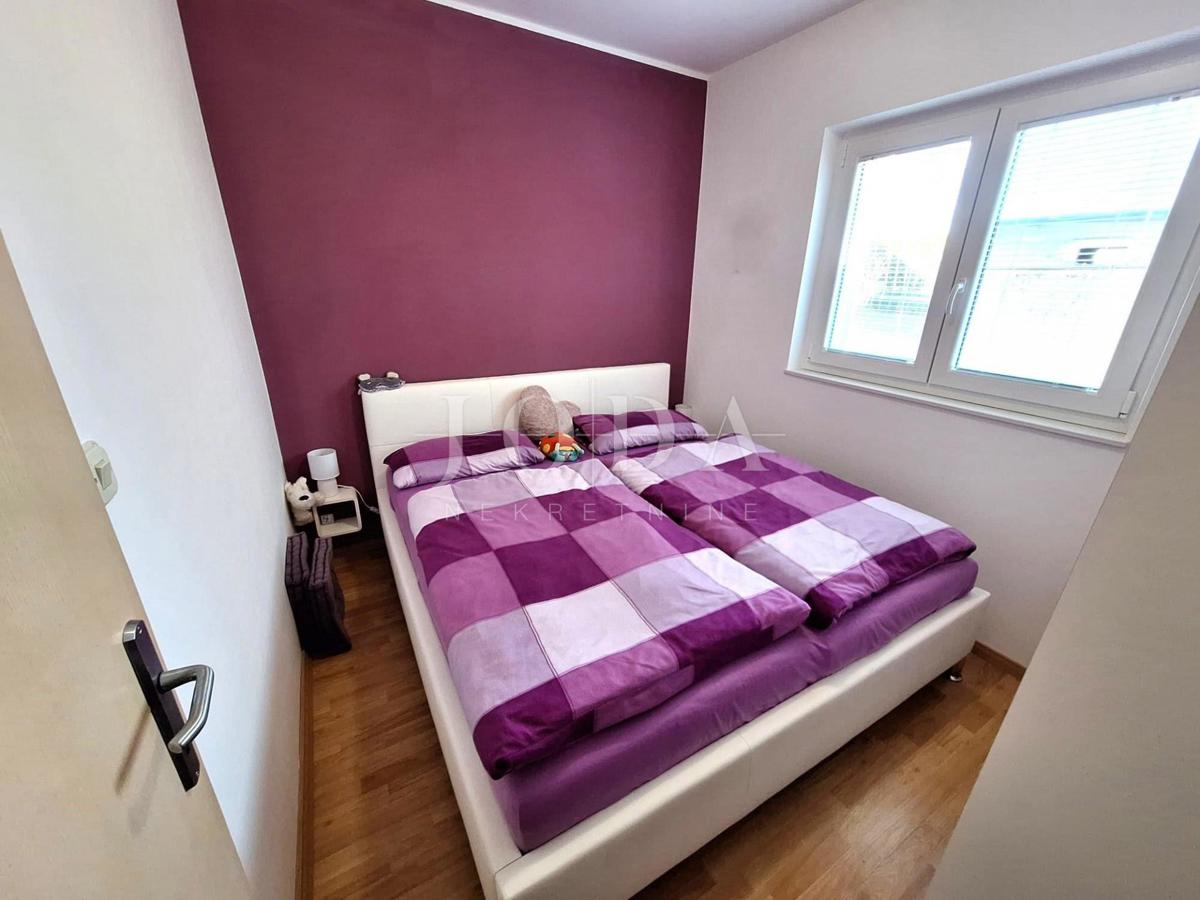 Città di Krk - appartamento con giardino vicino al mare