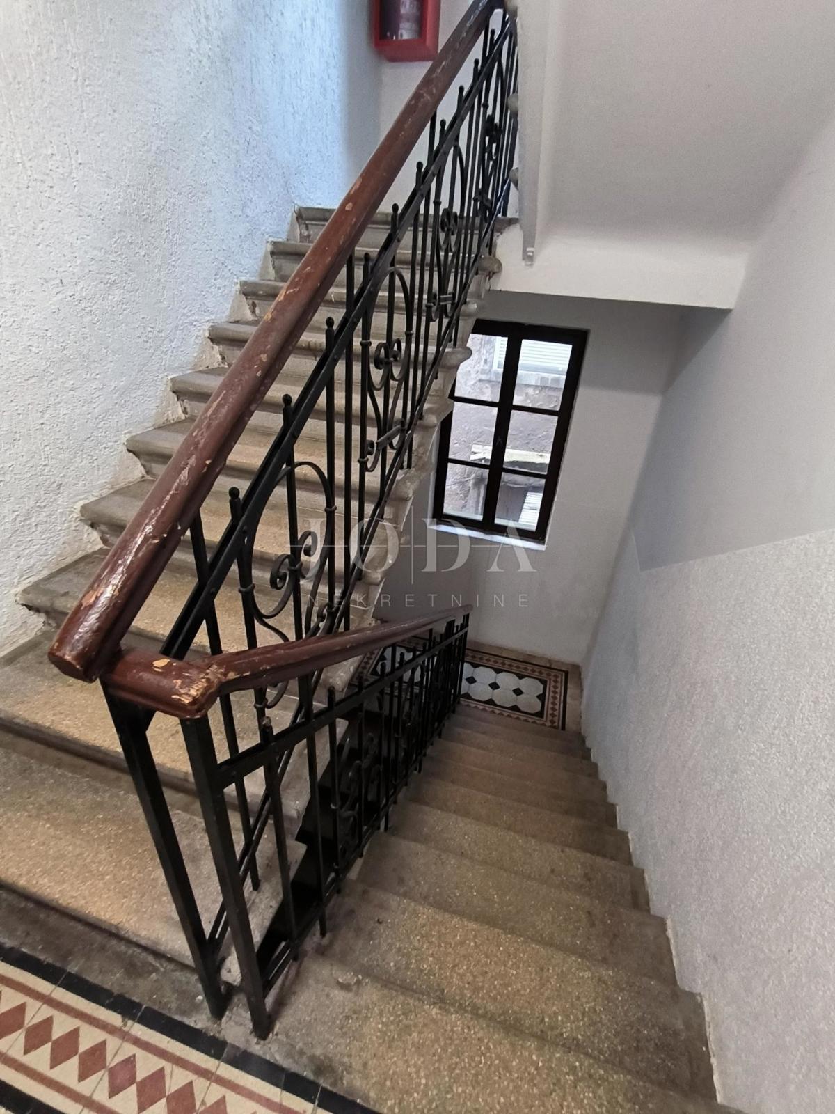 Allogio Centar, Rijeka, 46,61m2