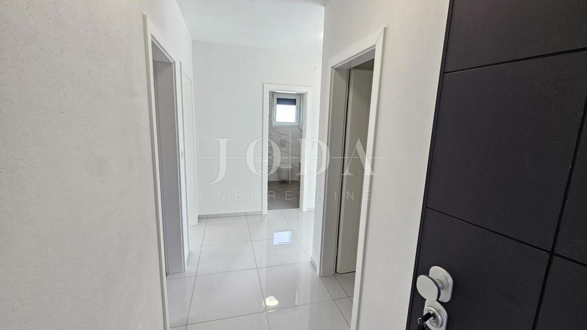 Allogio Novi Vinodolski, 66,52m2