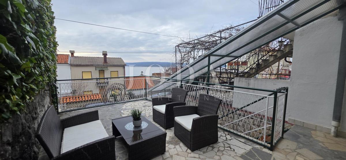 Casa con terrazza e vista mare | Selce, vicino alla spiaggia – vendita