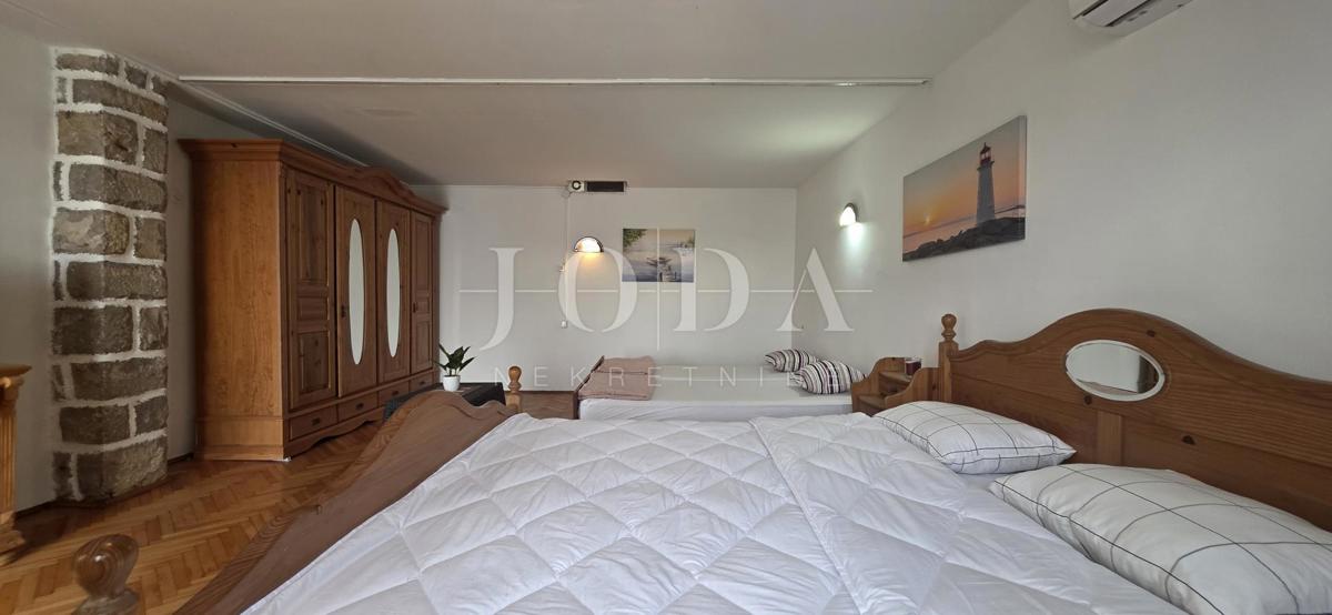 Casa con terrazza e vista mare | Selce, vicino alla spiaggia – vendita