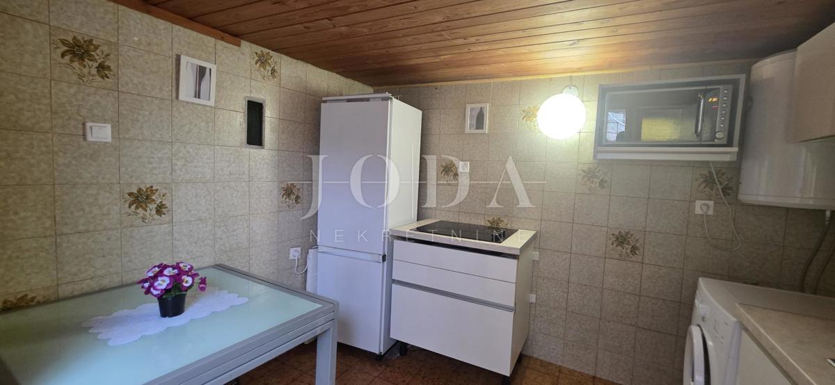 Casa con terrazza e vista mare | Selce, vicino alla spiaggia – vendita