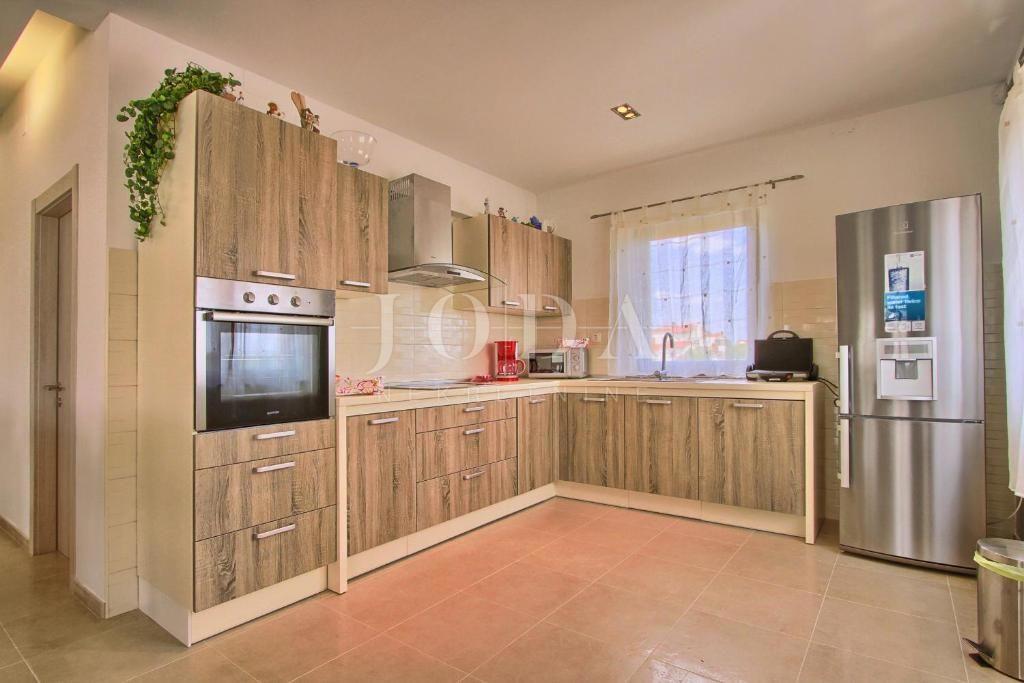 Casa Svetvinčenat, 294m2