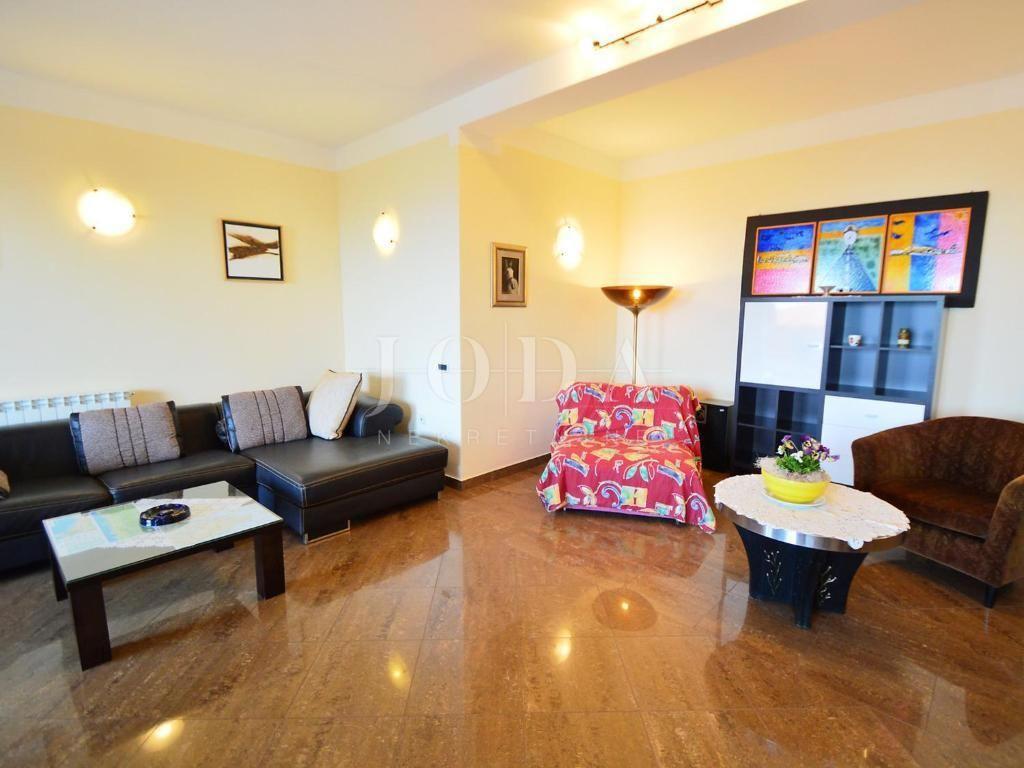 Casa Veprinac, Opatija - Okolica, 1.000m2