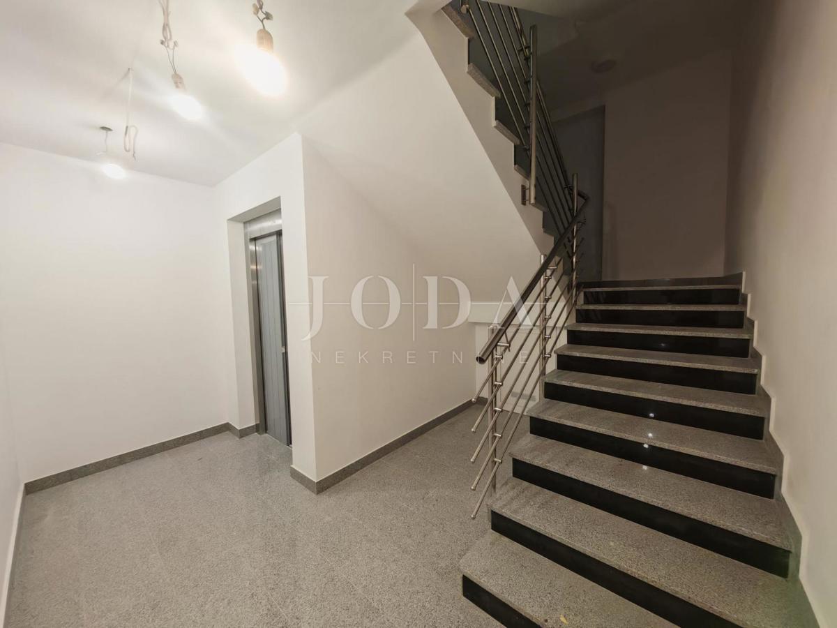 NUOVO EDIFICIO CENTRO SENJ 52,58m2