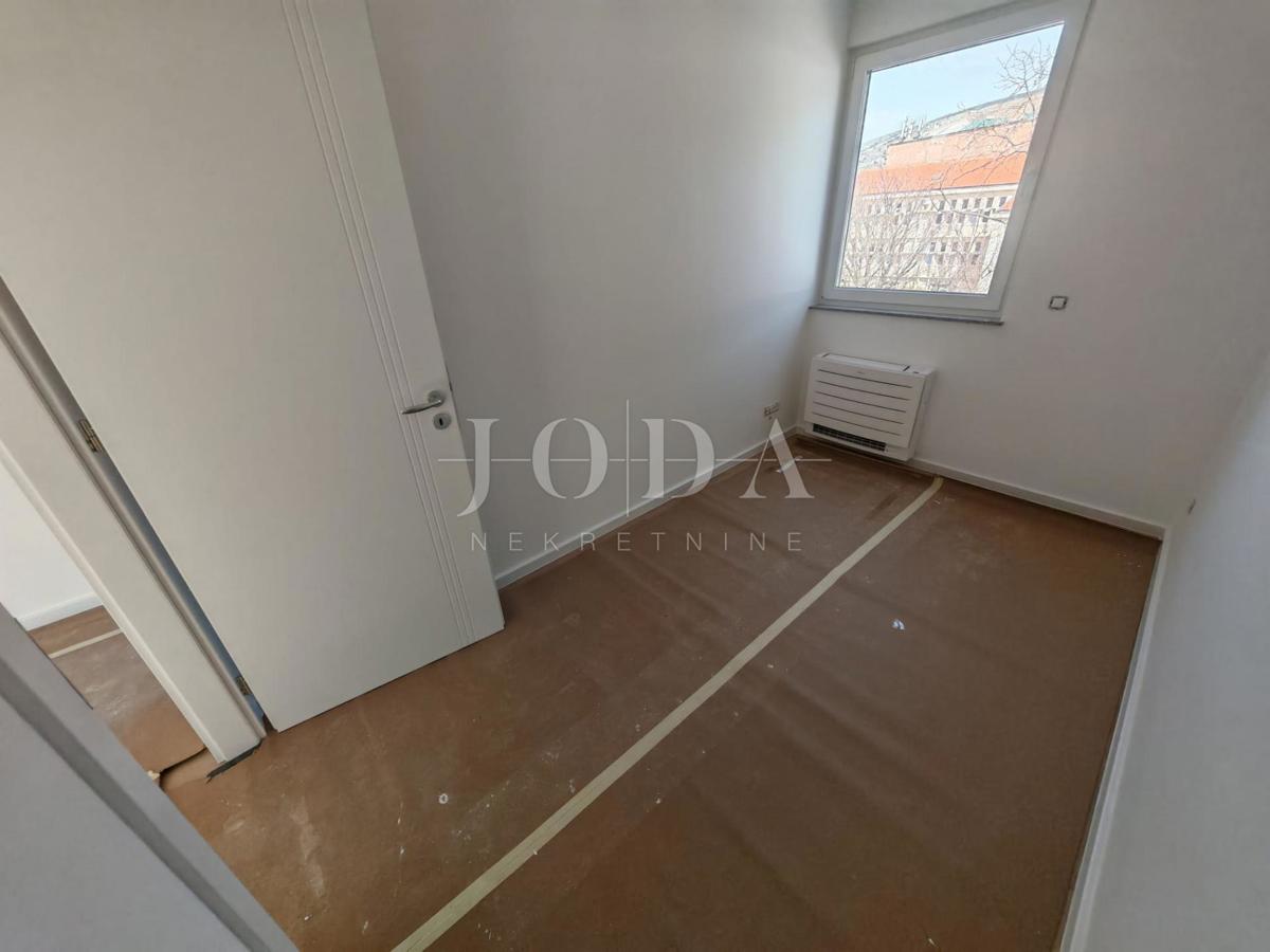 NUOVO EDIFICIO CENTRO SENJ 52,58m2