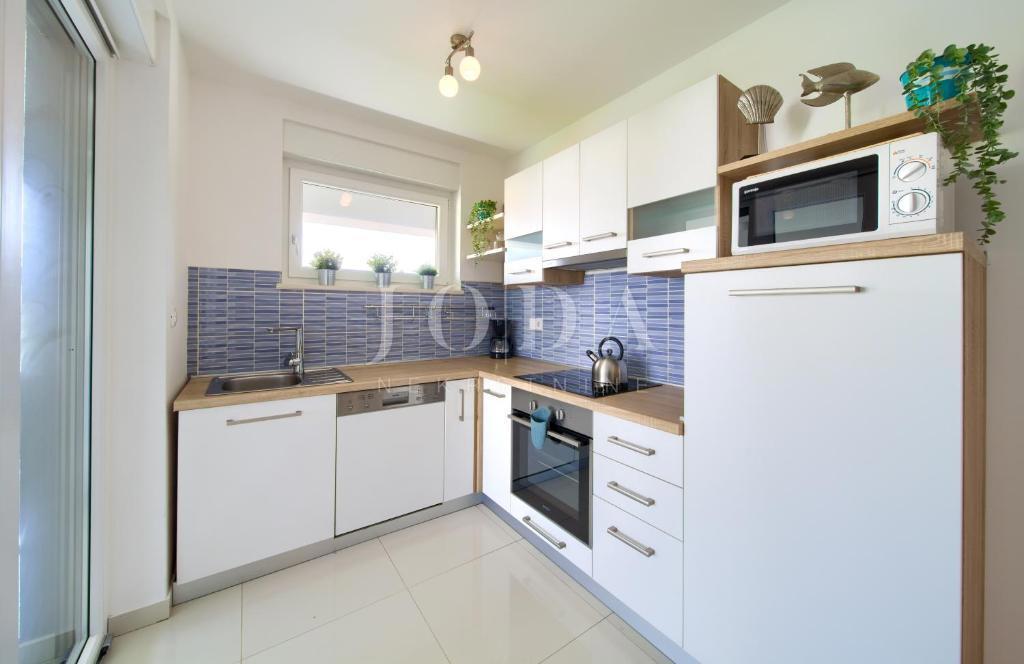 Due appartamenti moderni in ottima posizione vicino al mare