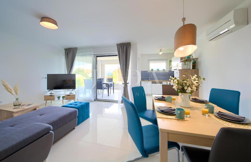 Due appartamenti moderni in ottima posizione vicino al mare