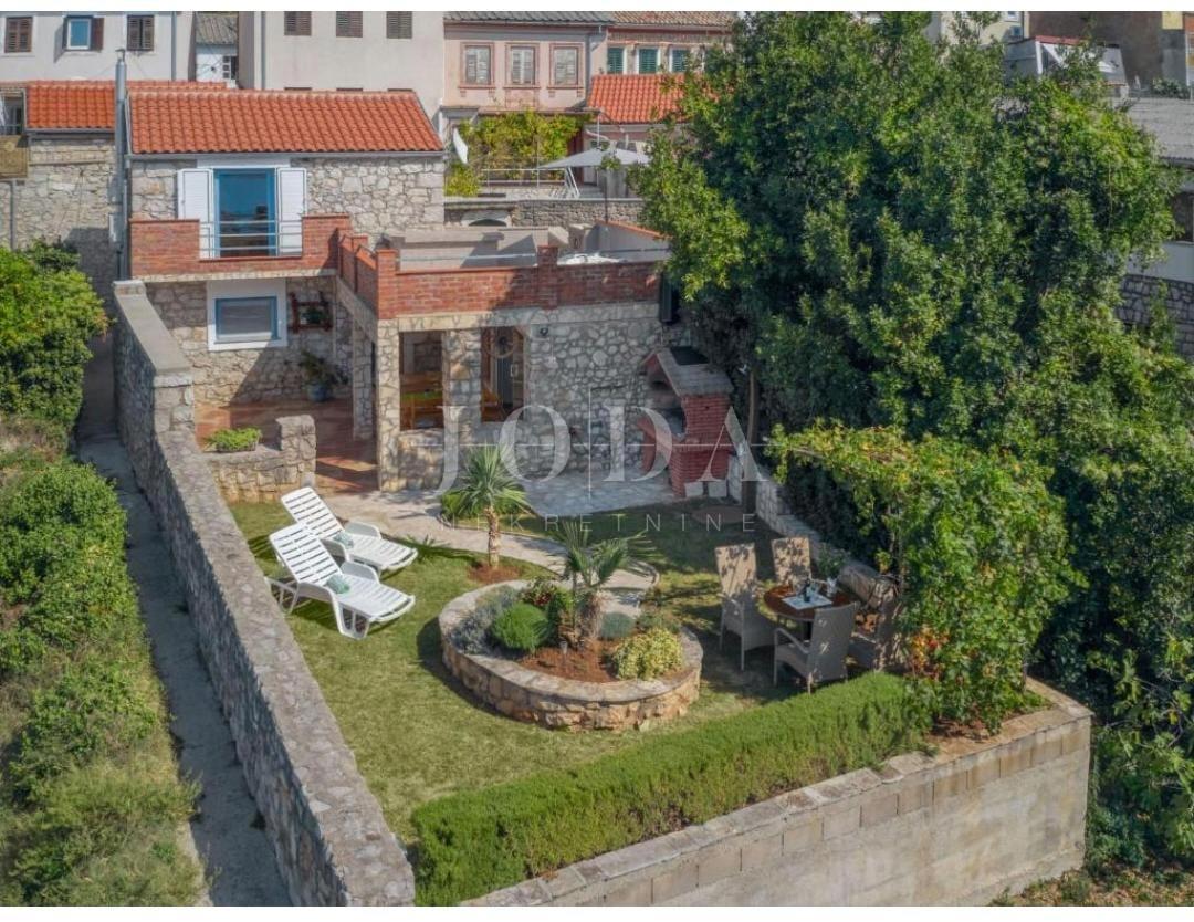 Casa in pietra autentica a Crikvenica – microlocalità tranquilla, ideale per affitto