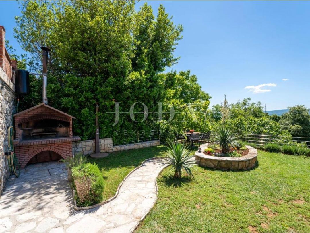 Casa in pietra autentica a Crikvenica – microlocalità tranquilla, ideale per affitto