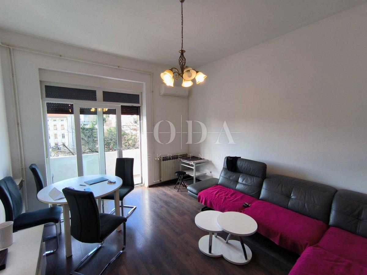 Allogio Centar, Rijeka, 68m2