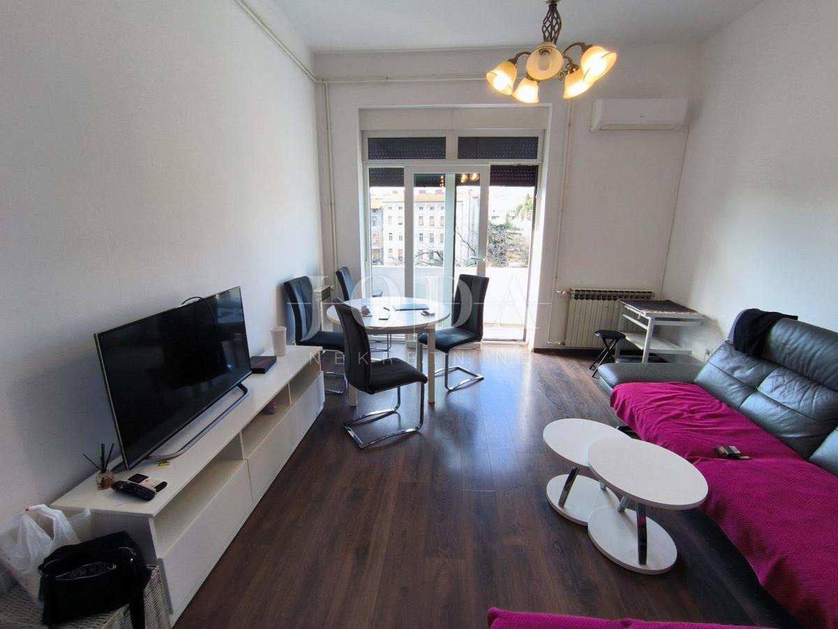 Allogio Centar, Rijeka, 68m2