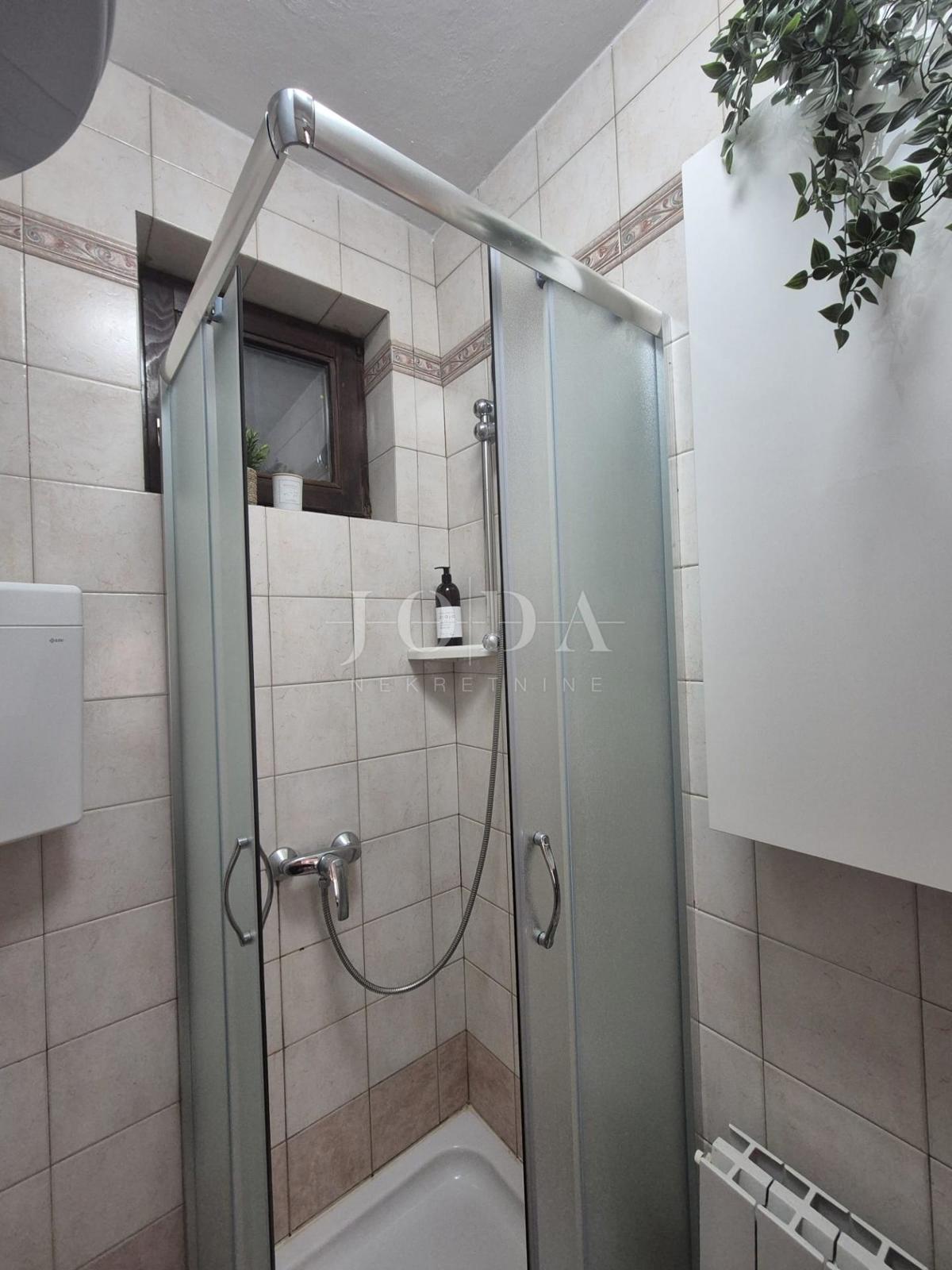 Casa Lič, Fužine, 100m2