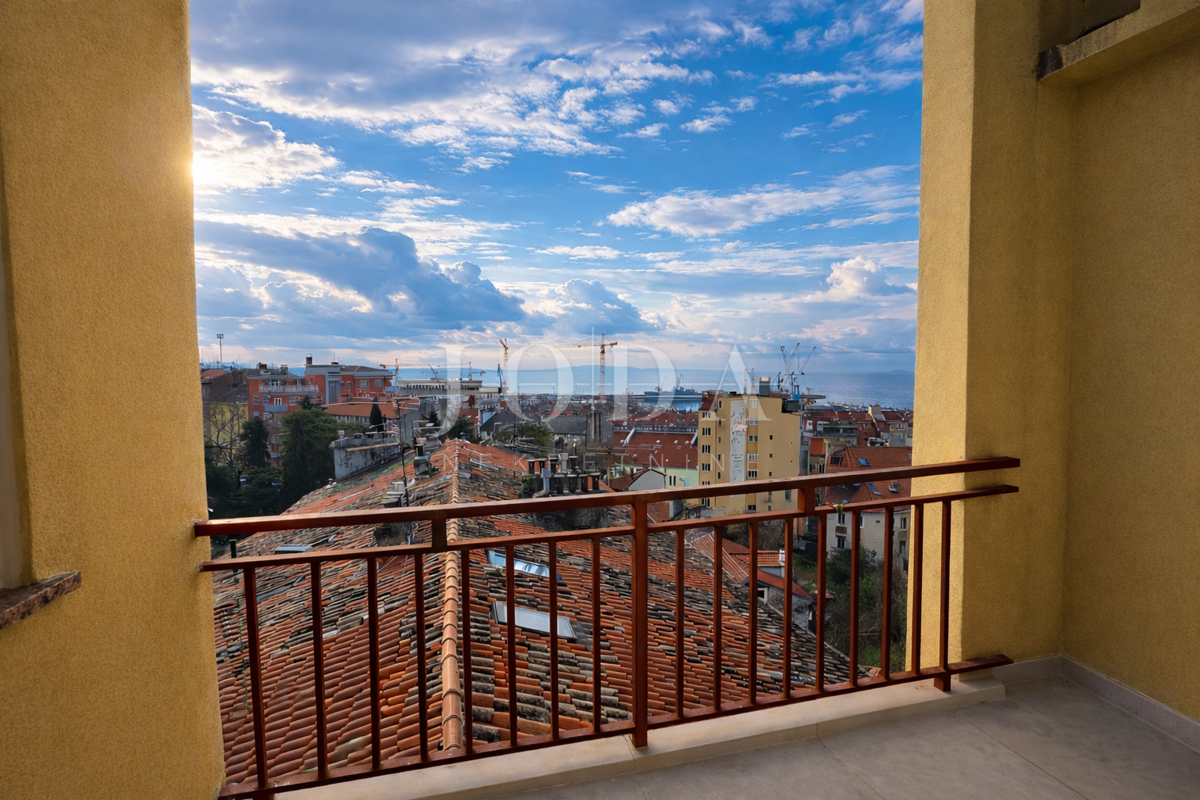 Allogio Centar, Rijeka, 28,08m2