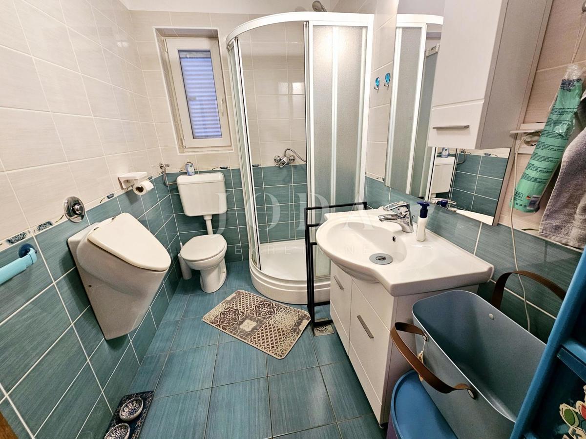 Appartamento con giardino, vicino al centro e al mare - Malinska