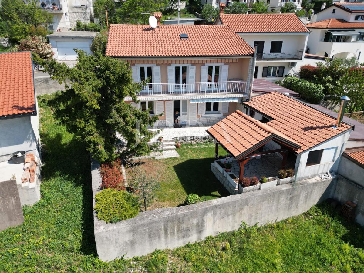 Casa Rožmanići, Kostrena, 75m2