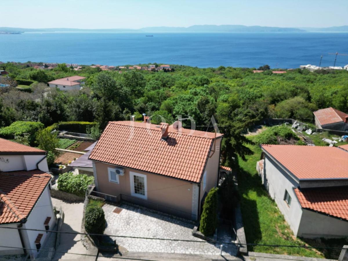 Casa Rožmanići, Kostrena, 75m2
