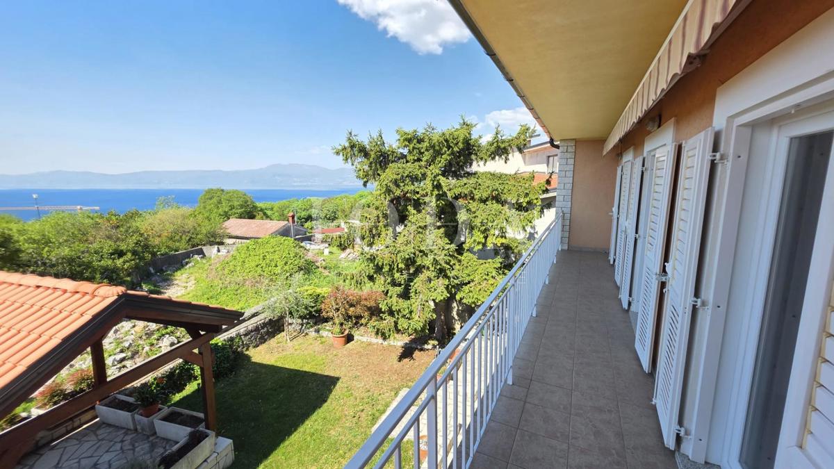 Casa Rožmanići, Kostrena, 75m2