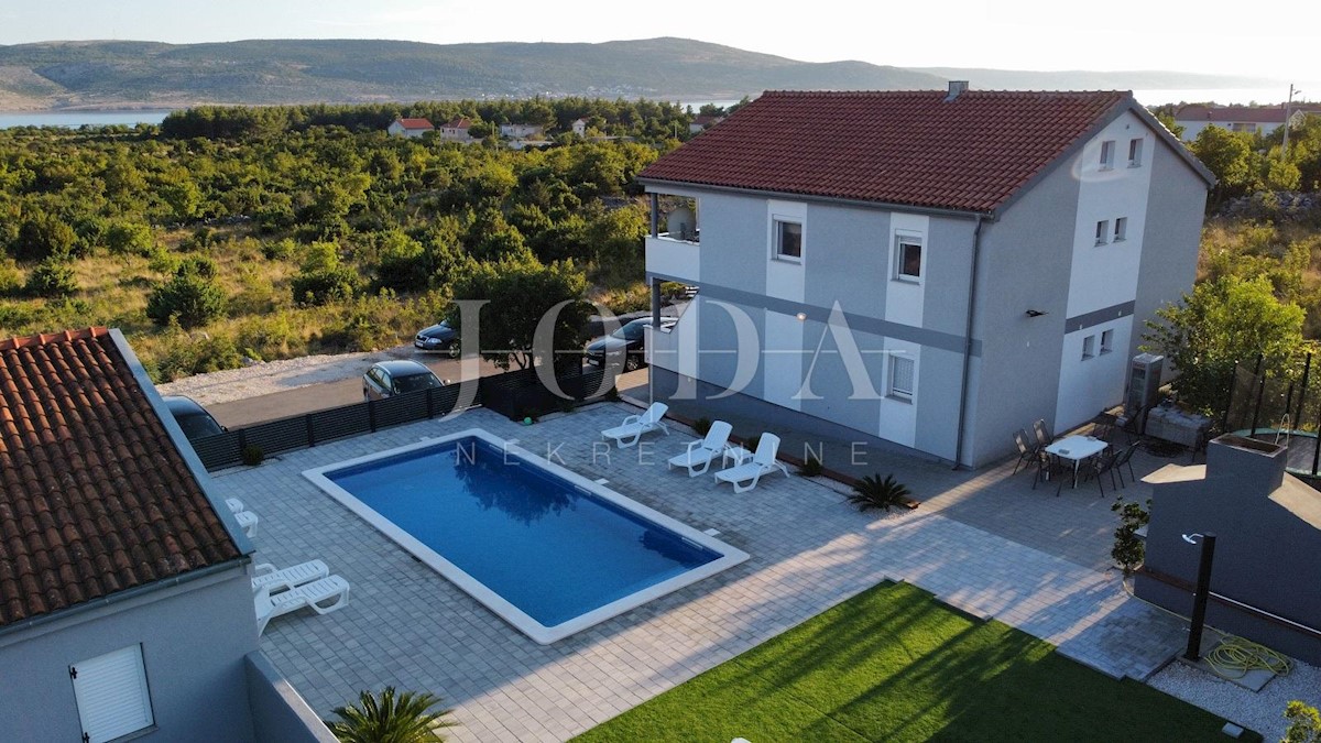 Casa Seline, Starigrad, 100m2