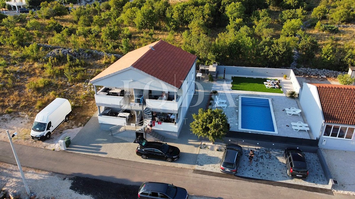 Casa Seline, Starigrad, 100m2