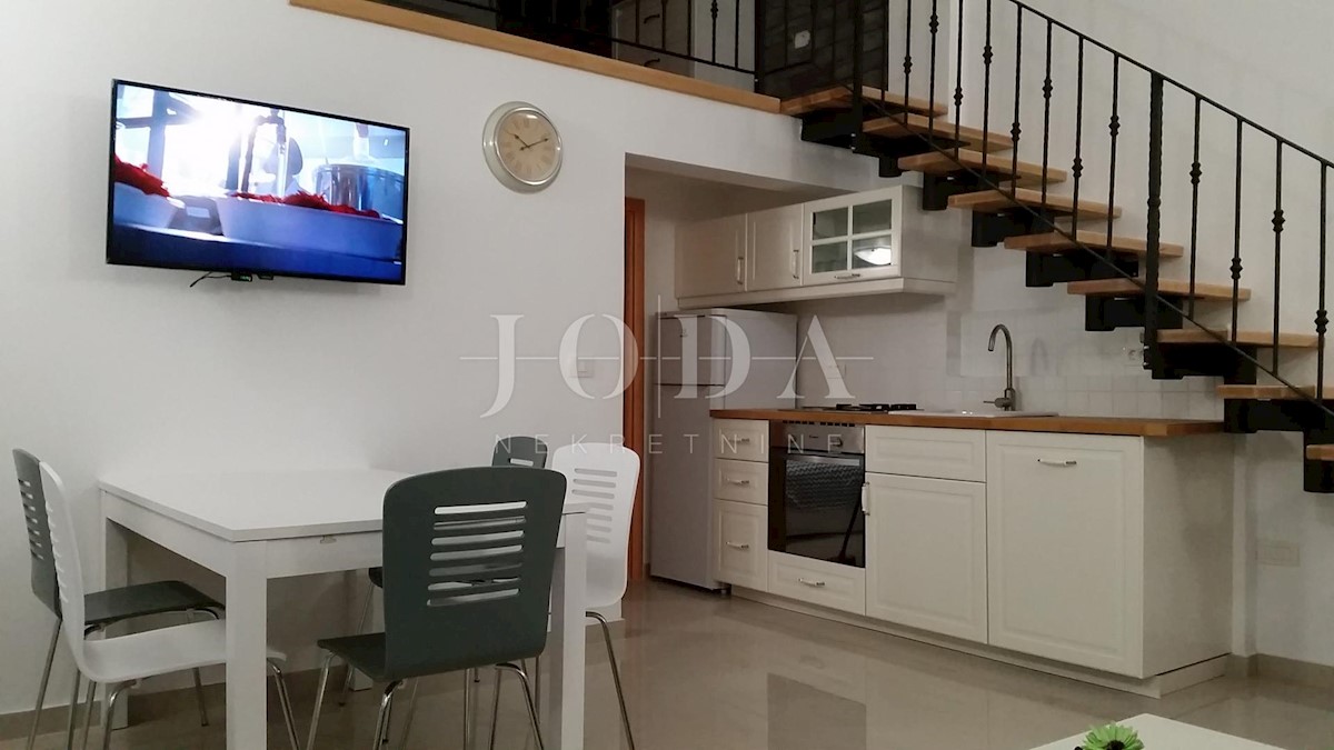 Casa Seline, Starigrad, 100m2