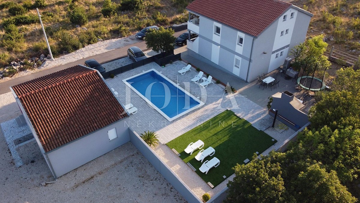 Casa Seline, Starigrad, 100m2