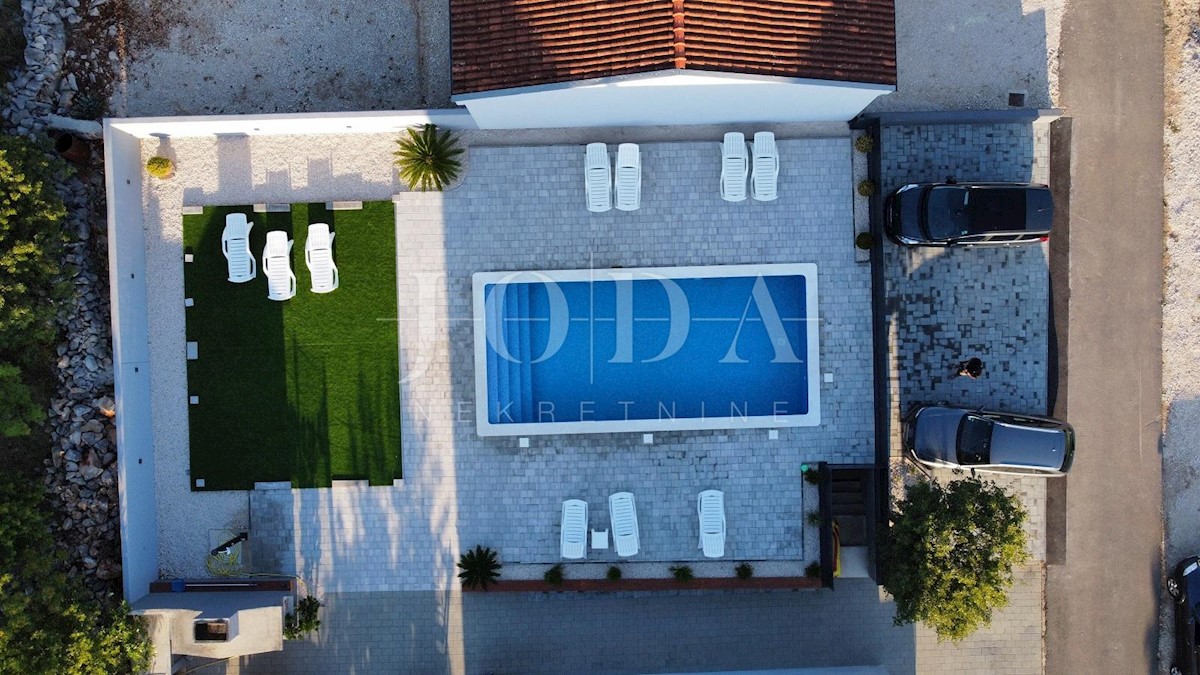 Casa Seline, Starigrad, 100m2