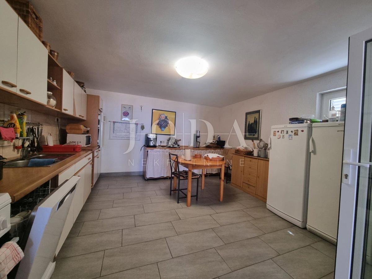 Casa Novi Vinodolski, 320m2