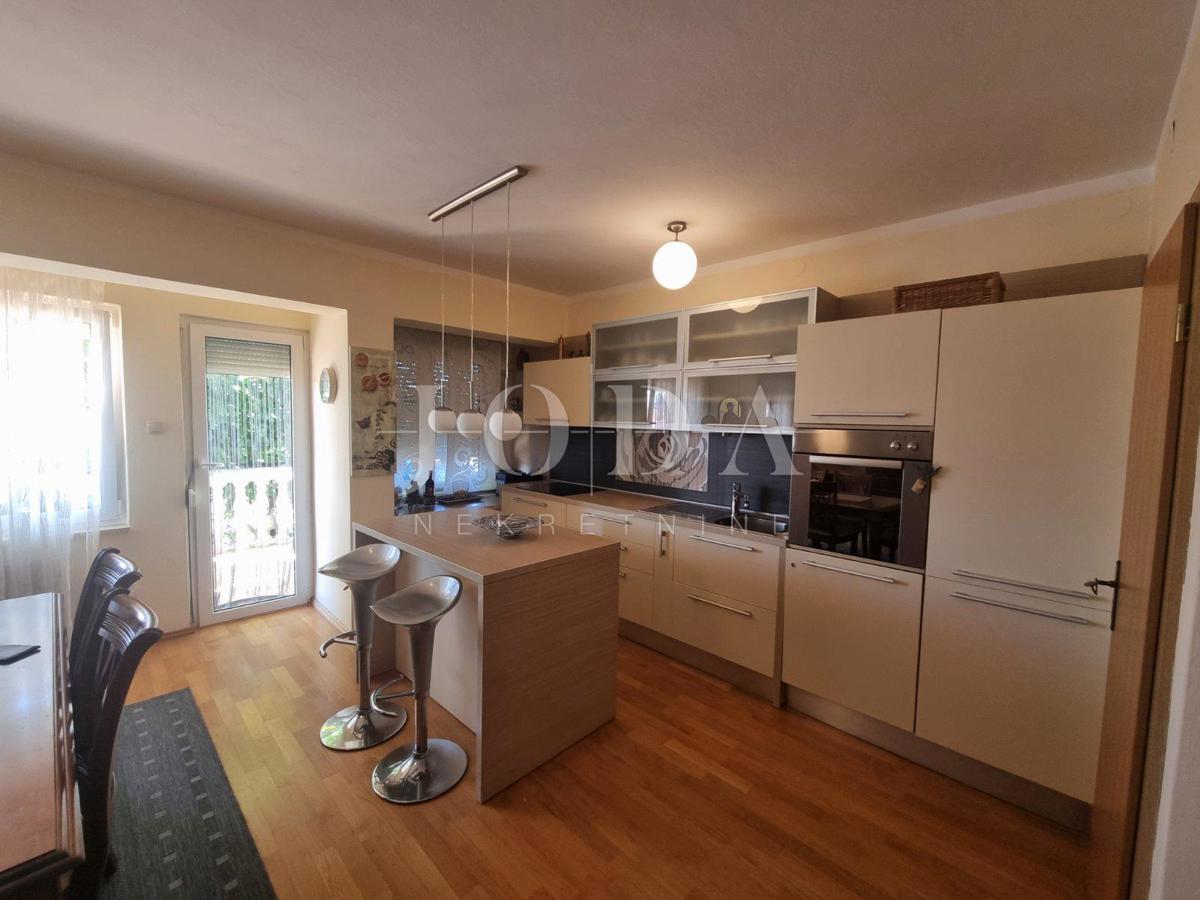 Casa Novi Vinodolski, 320m2