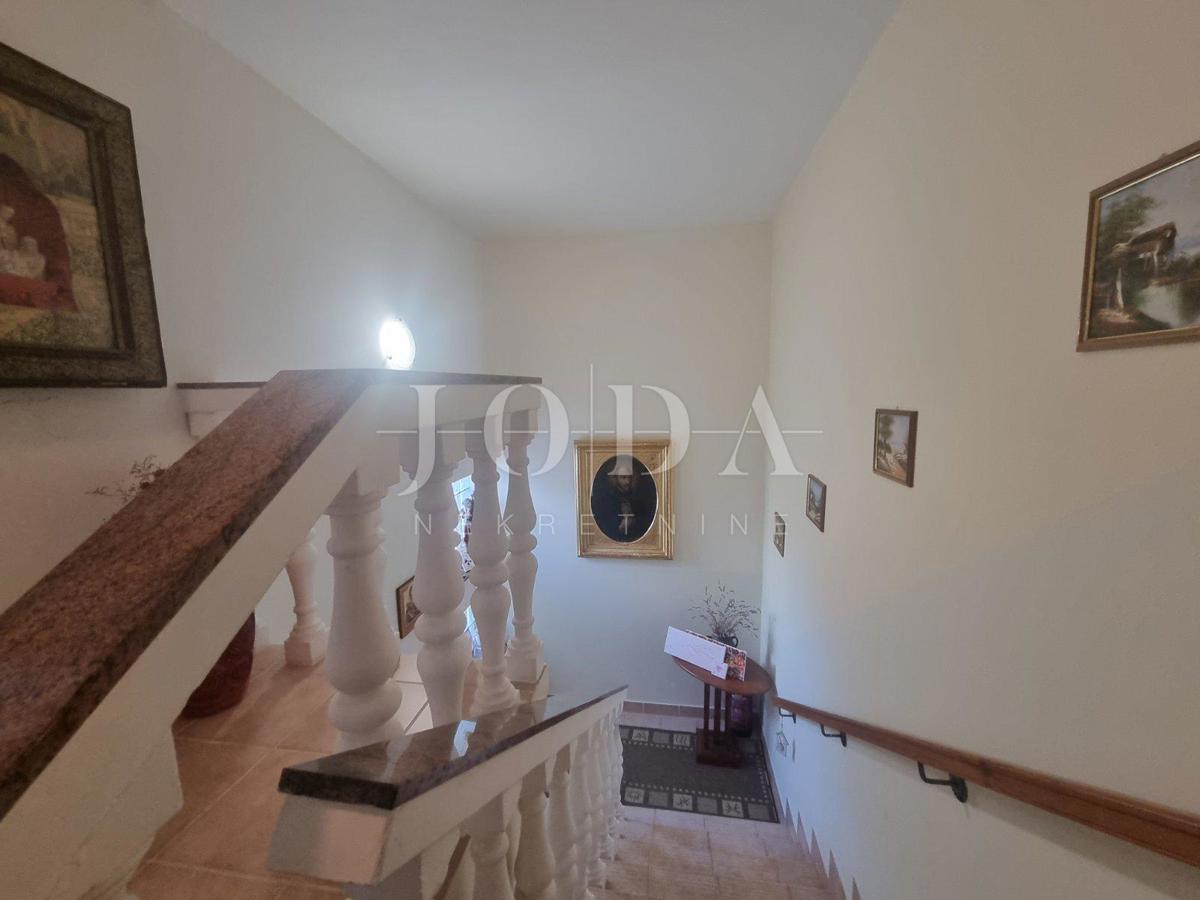 Casa Novi Vinodolski, 320m2