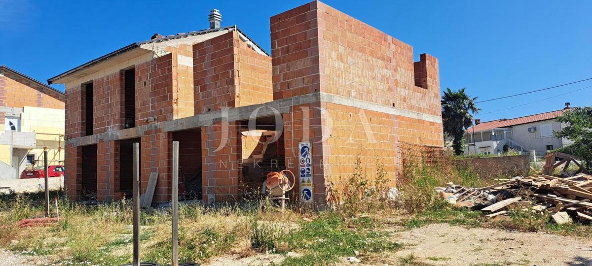 Casa semi-indipendente con piscina, nuova costruzione Vrbnik-dintorni