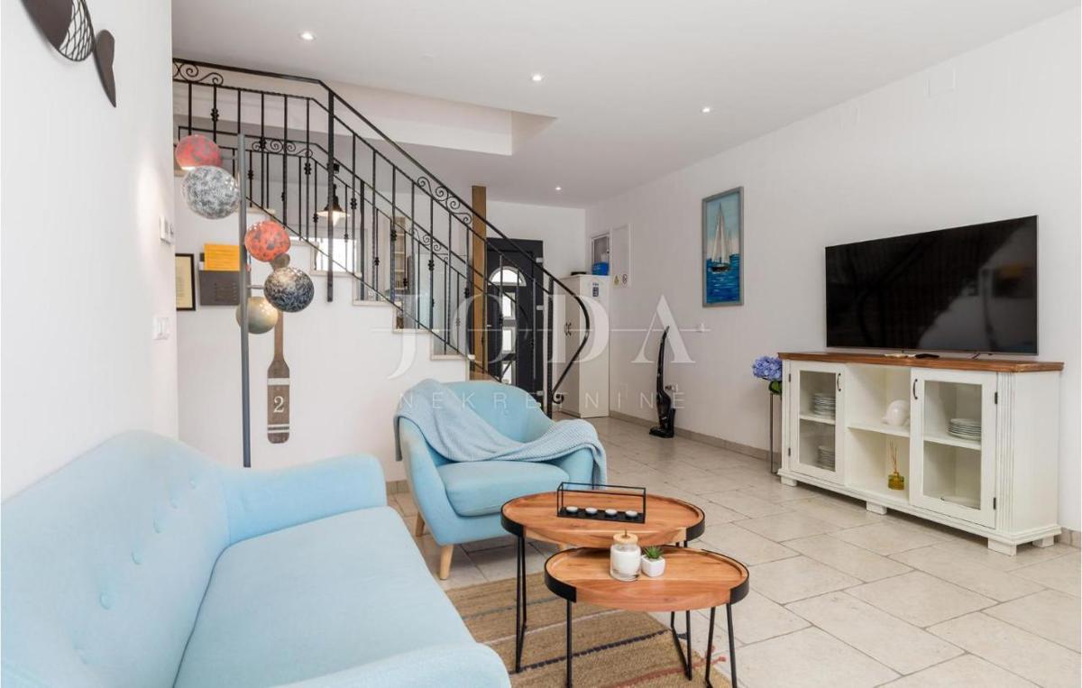 Villa con piscina e vista mare - isola di Krk