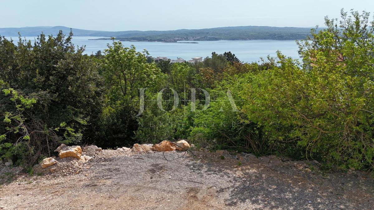 Crikvenica, ottimo terreno di 784 m² in posizione richiesta