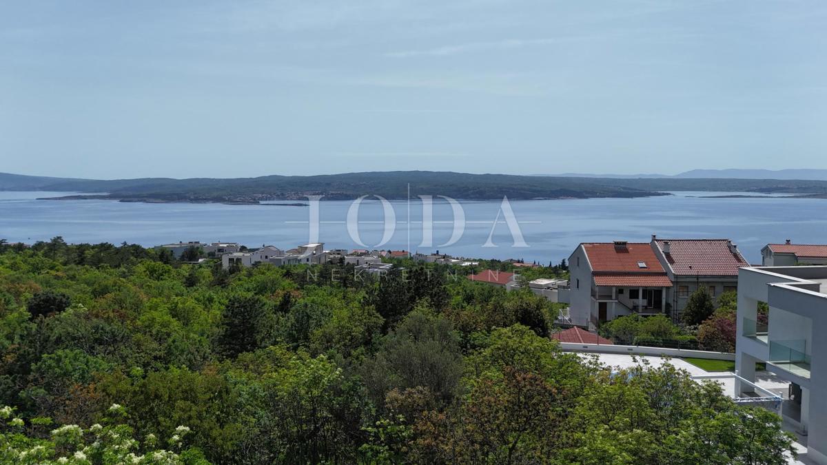Crikvenica, ottimo terreno di 784 m² in posizione richiesta