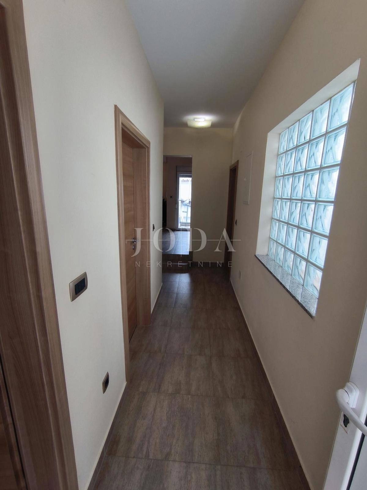 Appartamento Barić Draga, Karlobag, 80m2