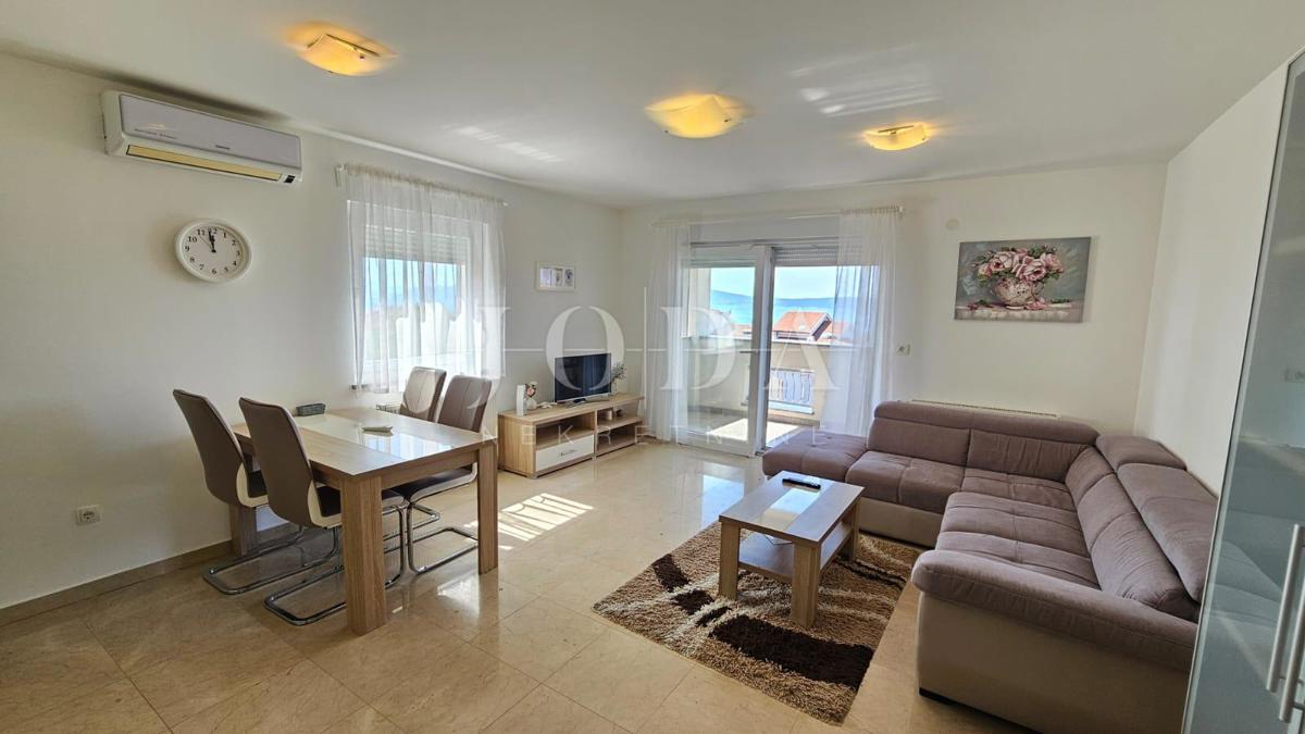 Bilocale a Crikvenica con garage