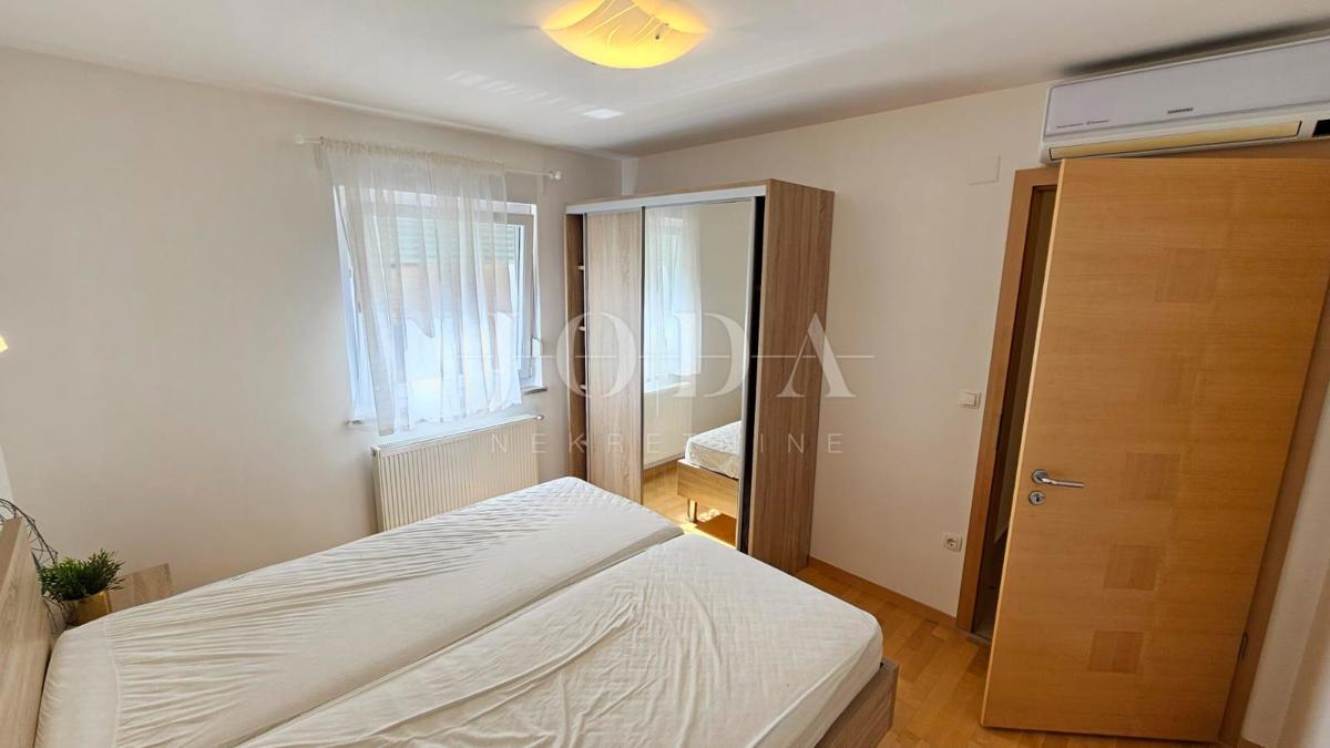 Bilocale a Crikvenica con garage