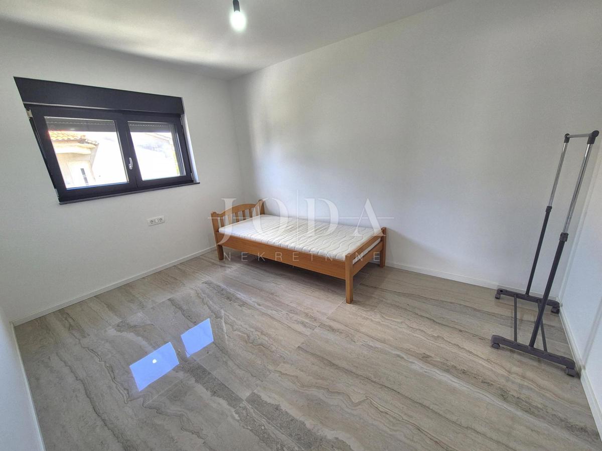 Nuova costruzione con due camere da letto e vista mare