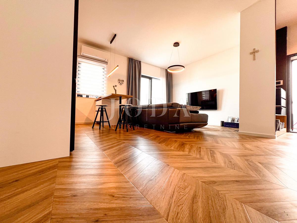 Edificio indipendente a Crikvenica con giardino e terrazza sul tetto