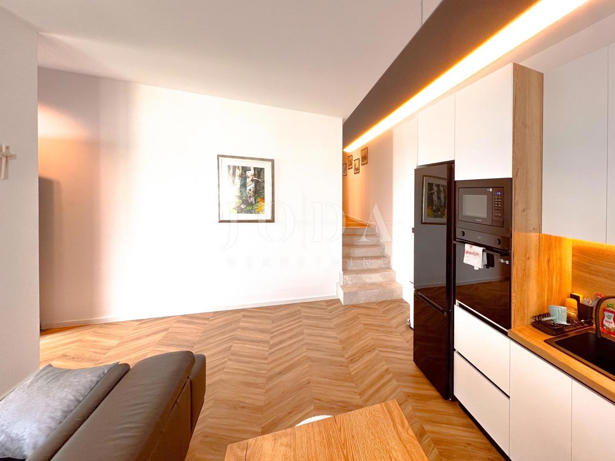 Edificio indipendente a Crikvenica con giardino e terrazza sul tetto